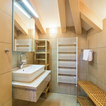 In Near Slopes, Cleaning Included Apartman Mittersill